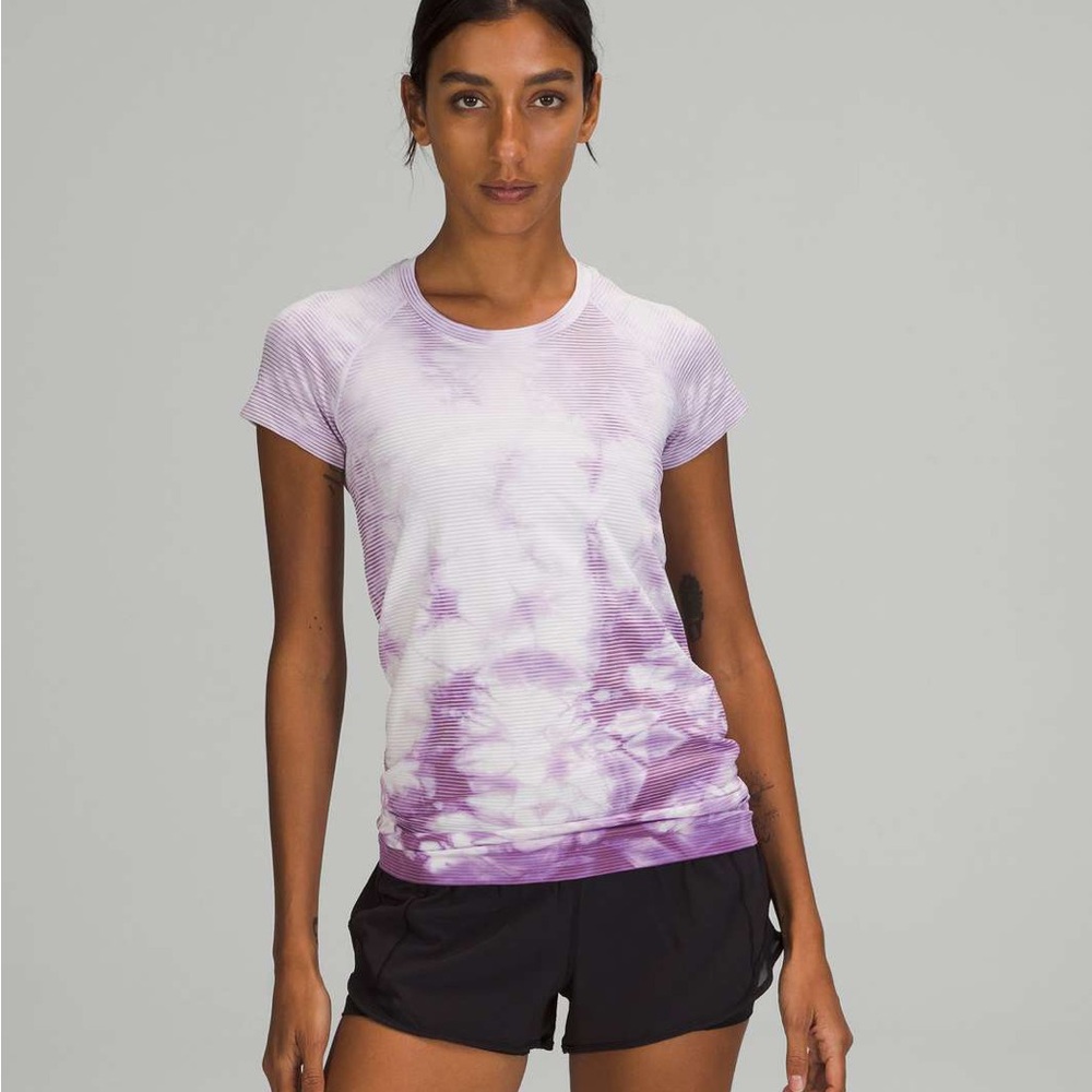 NWT Lululemon Swiftly Tech Short Sleeve Shirt 2.0 Tie Dye Purple Size 4